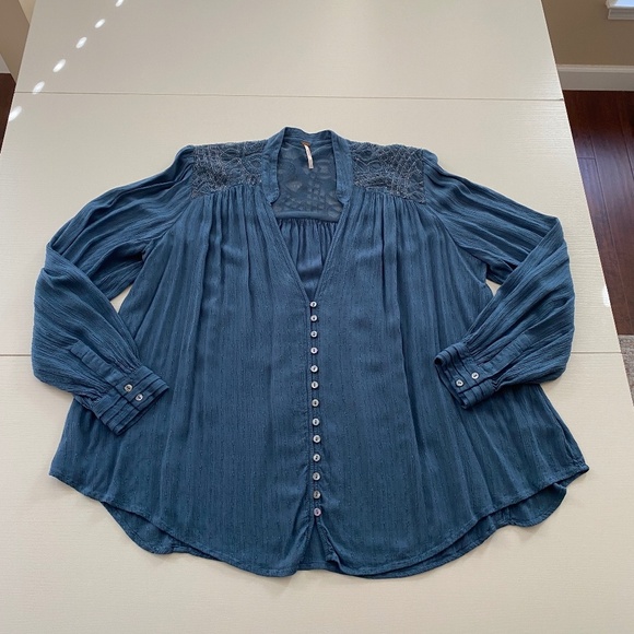 Free People Canyon Rose Button Down Top Blue Size L/G - Picture 8 of 14